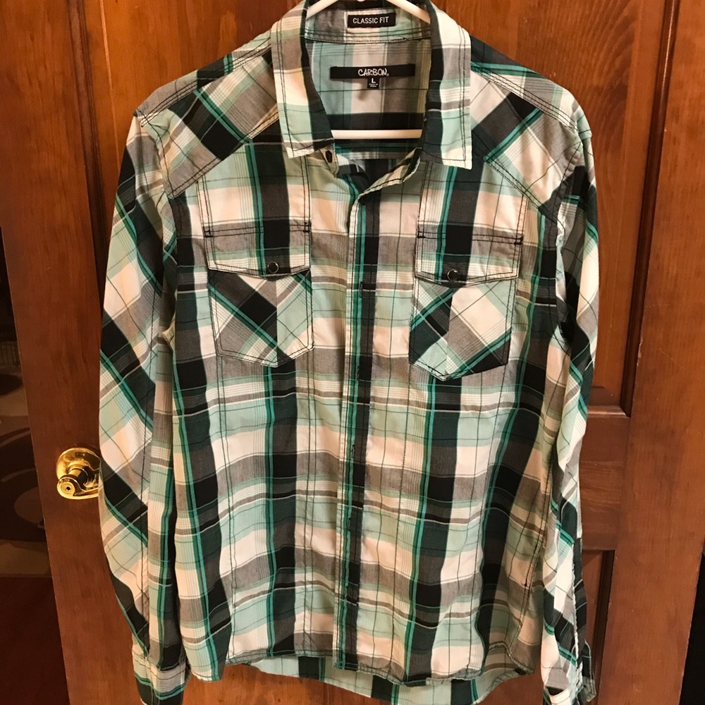 🎉🎉 3 for $20 🎉🎉 Carbon Button up shirt